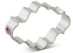 Ann Clark Cookie Cutter Oval Plaque | 1ct